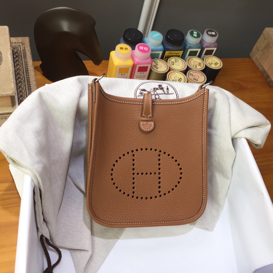 에르메스 미니 에블린16 골드브라운 은장 끌레망스 가죽